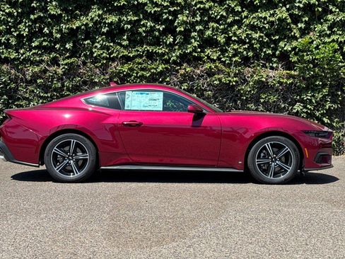 New 2025 Ford Mustang Coupe image 3