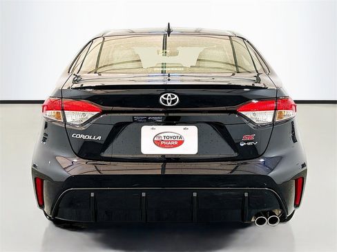 New 2026 Toyota Corolla SE image 5