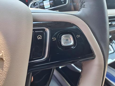 Used 2024 Lincoln Corsair Grand Touring w/ Equipment Group 301A image 20