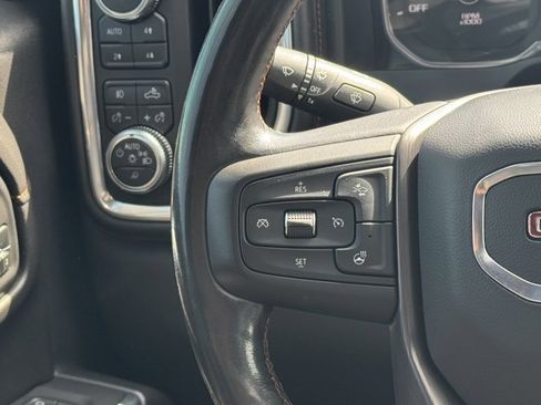 Used 2019 GMC Sierra 1500 AT4 w/ Off Road Performance Package image 16