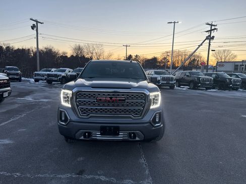 Used 2022 GMC Sierra 1500 Denali w/ Denali Premium Package image 2