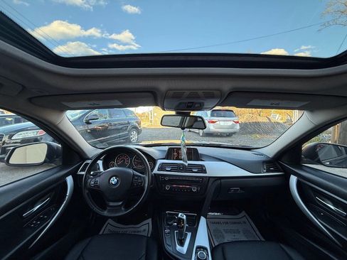 Used 2013 BMW 320i xDrive 320i xDrive AWD 4dr Sedan image 13