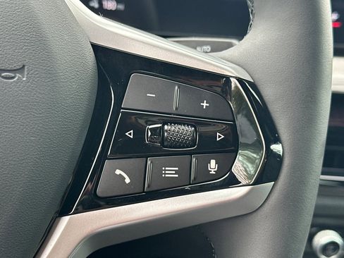 Used 2025 BMW i4 eDrive40 w/ Premium Package image 32