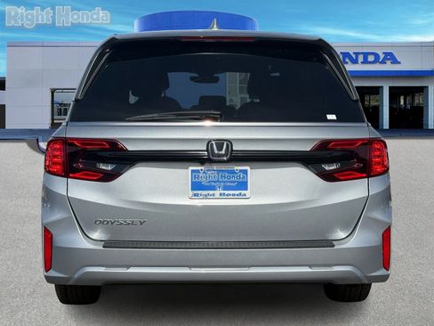 Certified 2025 Honda Odyssey EX-L image 6