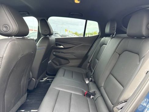Used 2025 Buick Envista Sport Touring w/ Convenience I Package FWD image 9