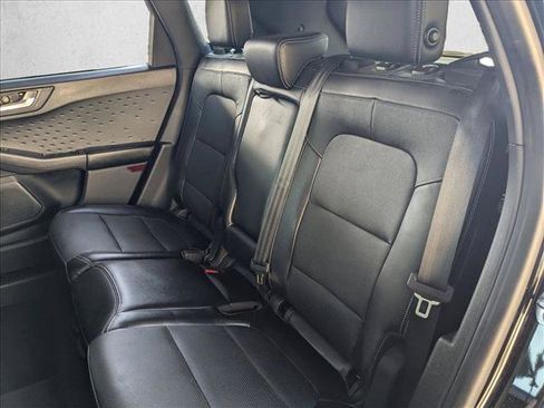 Used 2020 Ford Escape Titanium w/ Titanium Premium Package 2.0 FWD image 21