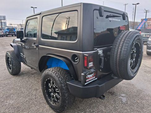 Used 2016 Jeep Wrangler Sport w/ Quick Order Package 24S AWD/4WD image 6