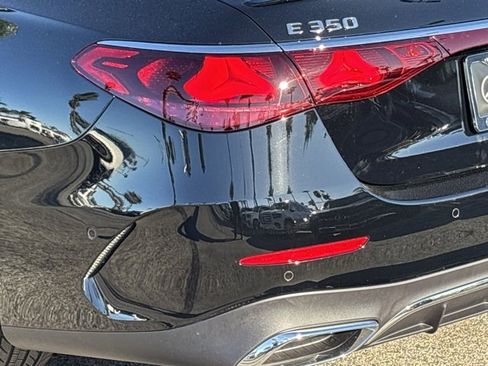 New 2026 Mercedes-Benz E 350 4MATIC Sedan image 6