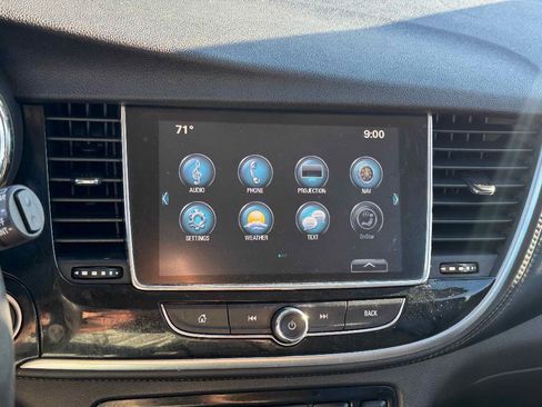 Used 2017 Buick Encore Essence image 16