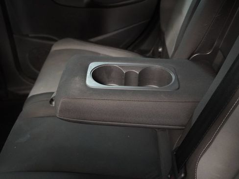 Used 2013 Ford Escape SE FWD image 27