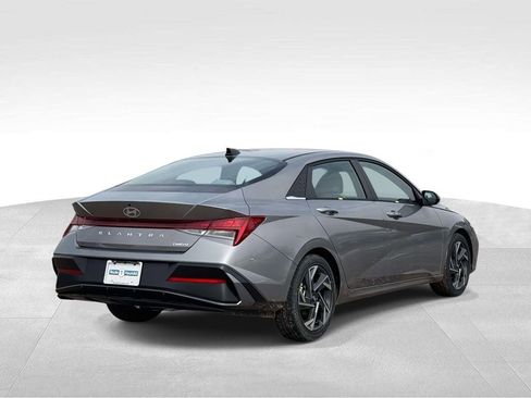 New 2026 Hyundai Elantra Limited w/ Cargo Package FWD image 4