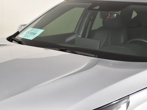 Certified 2025 Acura RDX SH-AWD image 12