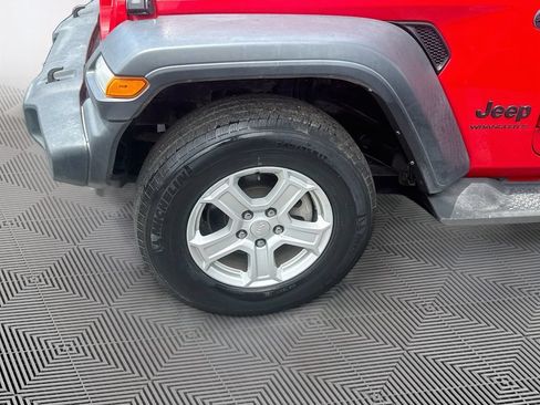 Used 2023 Jeep Wrangler Unlimited Sport AWD/4WD image 34