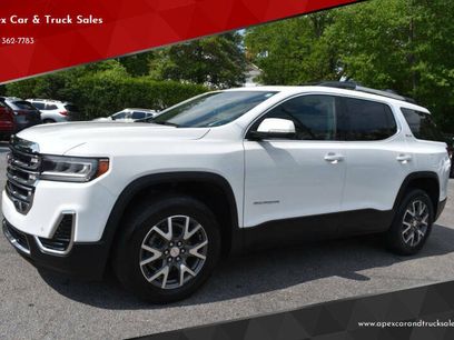 Used 2023 GMC Acadia SLE w/ Driver Convenience Package