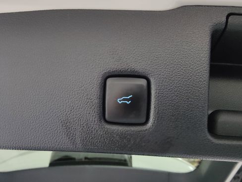 Used 2024 Ford Escape ST-Line Select w/ Tech Pack #2 image 13