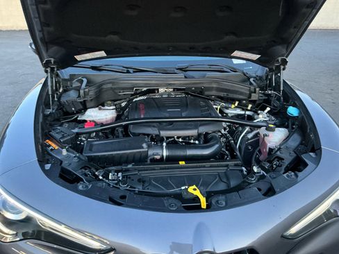 Used 2018 Alfa Romeo Stelvio Ti Sport image 21