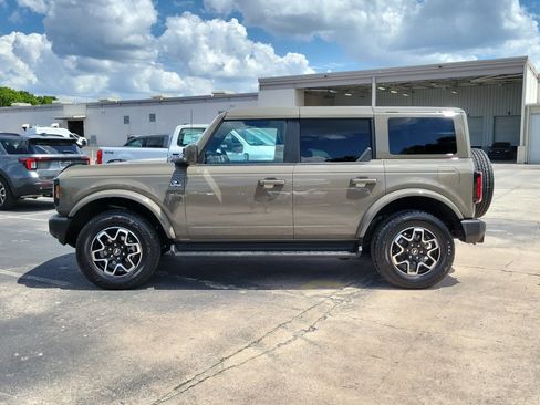 Certified 2025 Ford Bronco Outer Banks AWD/4WD image 6