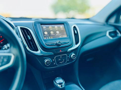 Used 2019 Chevrolet Equinox LT FWD image 13