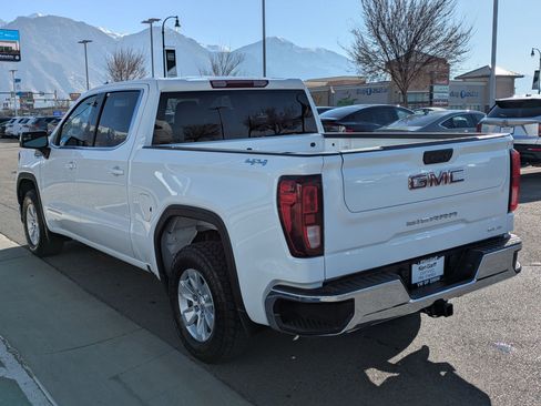 Used 2023 GMC Sierra 1500 SLE image 9