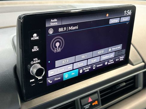 Used 2023 Honda Pilot EX-L image 18