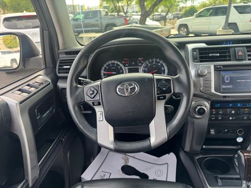 Used 2017 Toyota 4Runner Limited image 9