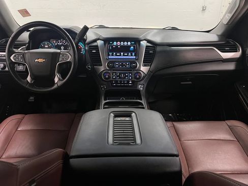 Used 2019 Chevrolet Tahoe Premier w/ Premier Plus Edition AWD/4WD image 15