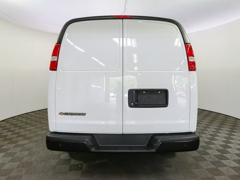 Used 2025 Chevrolet Express 2500 w/ Driver Convenience Package RWD image 8
