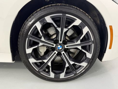 Certified 2025 BMW 330i xDrive Sedan w/ Convenience Package image 7