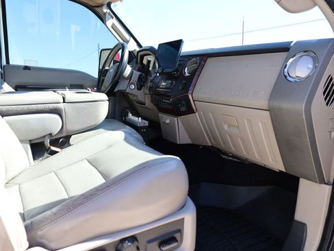 Used 2008 Ford F250 Lariat image 46