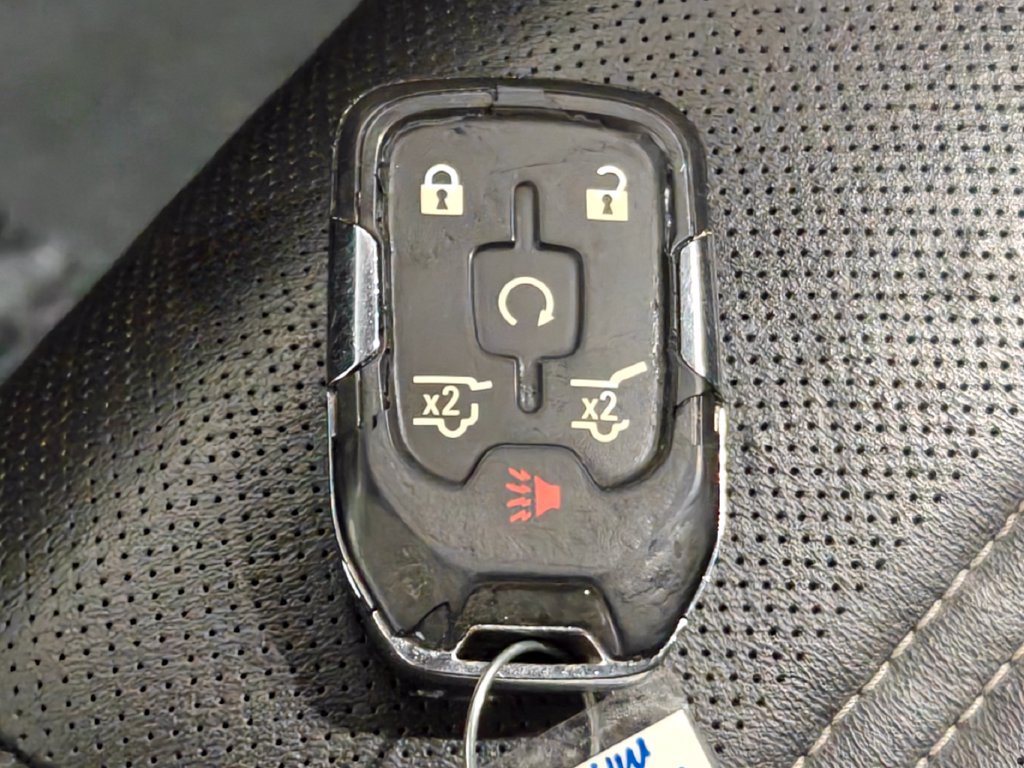 Used 2020 GMC Yukon XL Denali AWD/4WD image 17