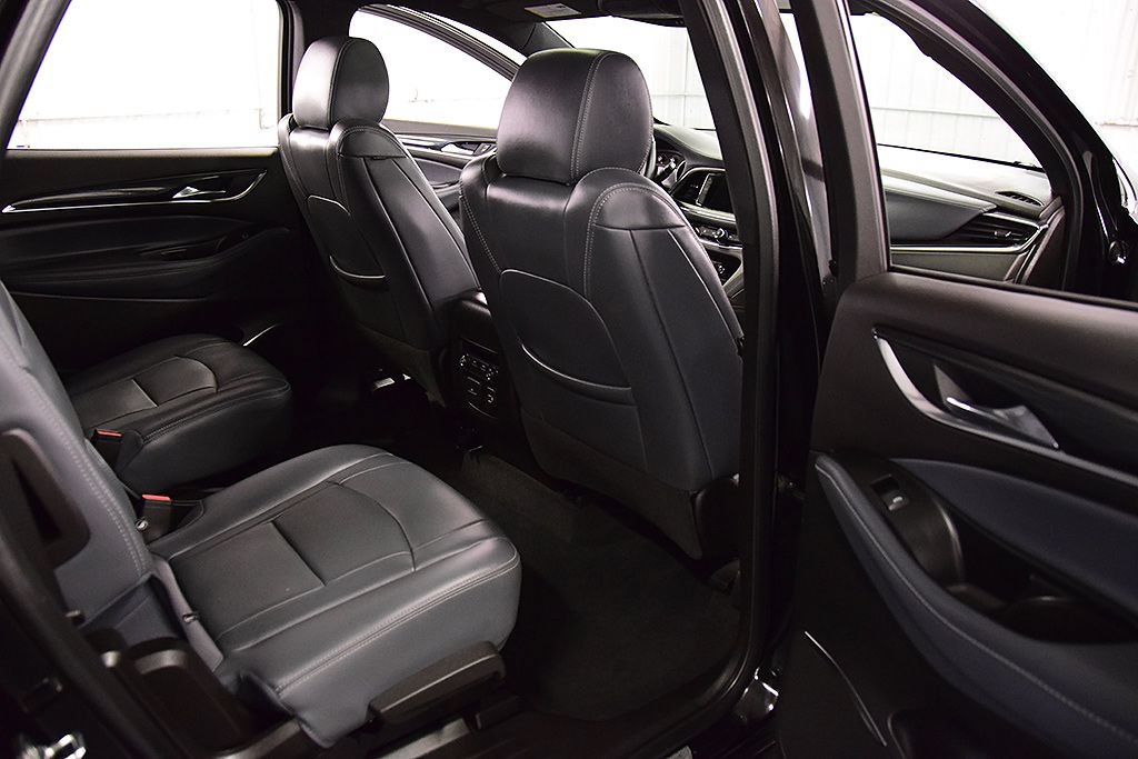 Used 2024 Buick Enclave Essence w/ Experience Buick Package AWD/4WD image 31