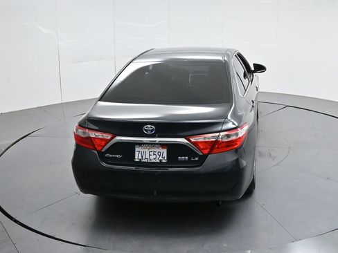 Used 2017 Toyota Camry Hybrid FWD image 43