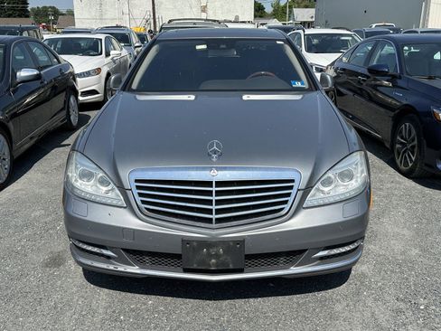 Used 2012 Mercedes-Benz S 550 4MATIC image 3