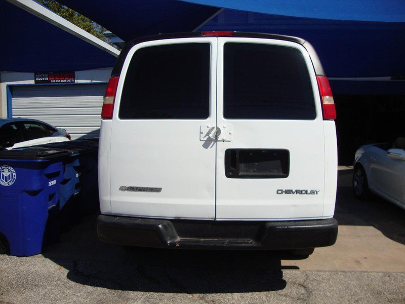 Used 2006 Chevrolet Express 2500 RWD image 2