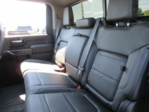 Certified 2021 GMC Sierra 2500 Denali w/ Denali Ultimate Package AWD/4WD image 28