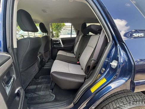Used 2016 Toyota 4Runner SR5 RWD image 15