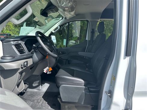 New 2025 Ford Transit 250 Low Roof image 9