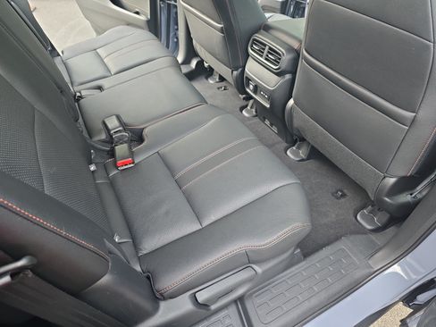 Used 2024 Honda Passport TrailSport image 11