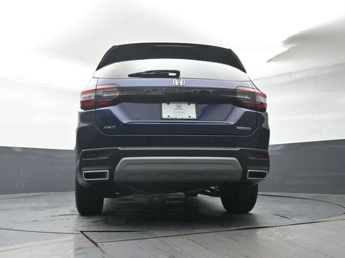 Certified 2024 Honda Pilot Touring image 35