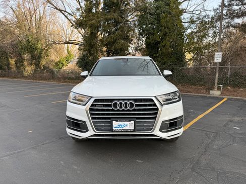 Used 2017 Audi Q7 3.0T Premium image 2