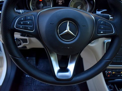 Used 2015 Mercedes-Benz CLA 250 image 17