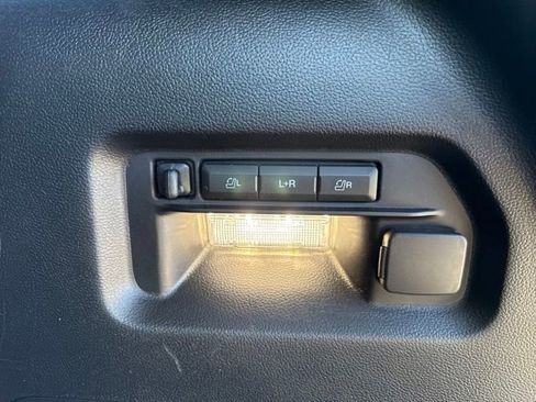 Certified 2023 Ford Explorer Limited w/ Equipment Group 301A AWD/4WD image 44