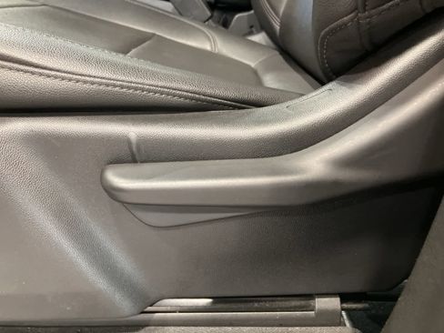 Used 2021 Chevrolet Silverado 1500 W/T image 11