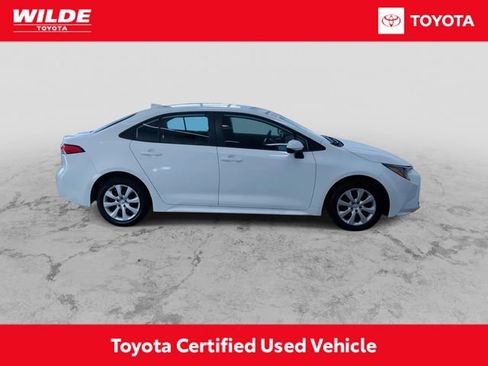 Certified 2025 Toyota Corolla LE image 2