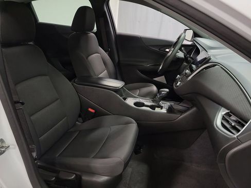 Used 2024 Chevrolet Malibu LT FWD image 25
