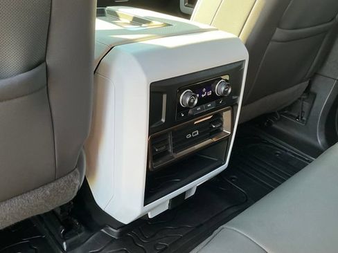 Used 2024 GMC Hummer EV 2X w/ LPO, Illumination Package AWD/4WD image 28
