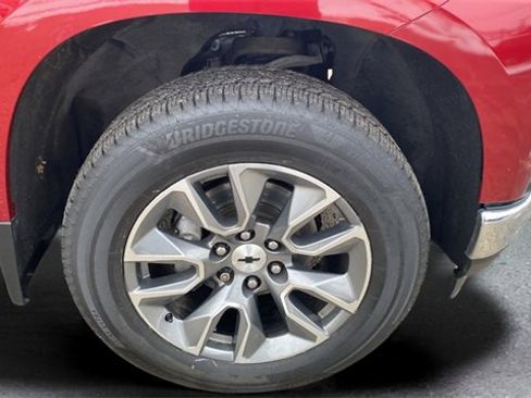 Used 2022 Chevrolet Silverado 1500 LT w/ Bed Protection Package image 18