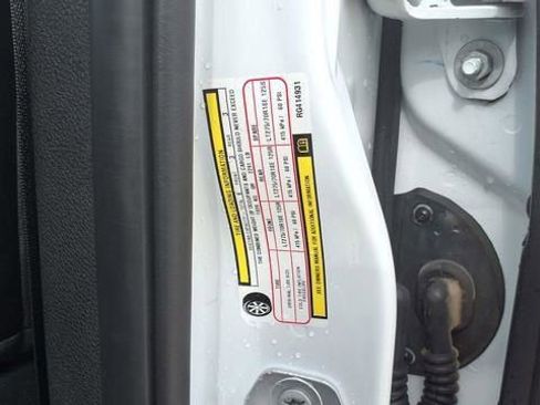 Used 2024 RAM 2500 Laramie w/ Safety Group image 33