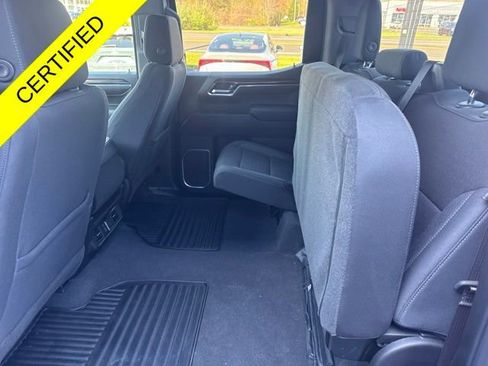 Used 2024 Chevrolet Silverado 1500 LT w/ Z71 Off-Road Package AWD/4WD image 10