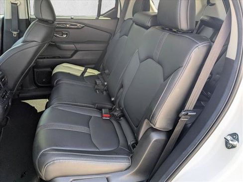 Used 2024 Honda Pilot EX-L image 18